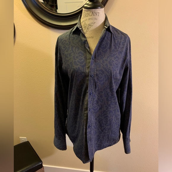 NWT EQUINOX WOVEN LONG SLEEVR BUTTON DOWN SHIRT. SHIRT TAIL HEM, - Picture 1 of 11